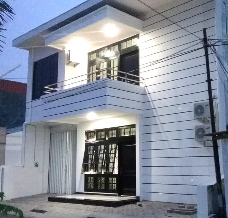 메스 인 세마랑 호스텔 외부 사진